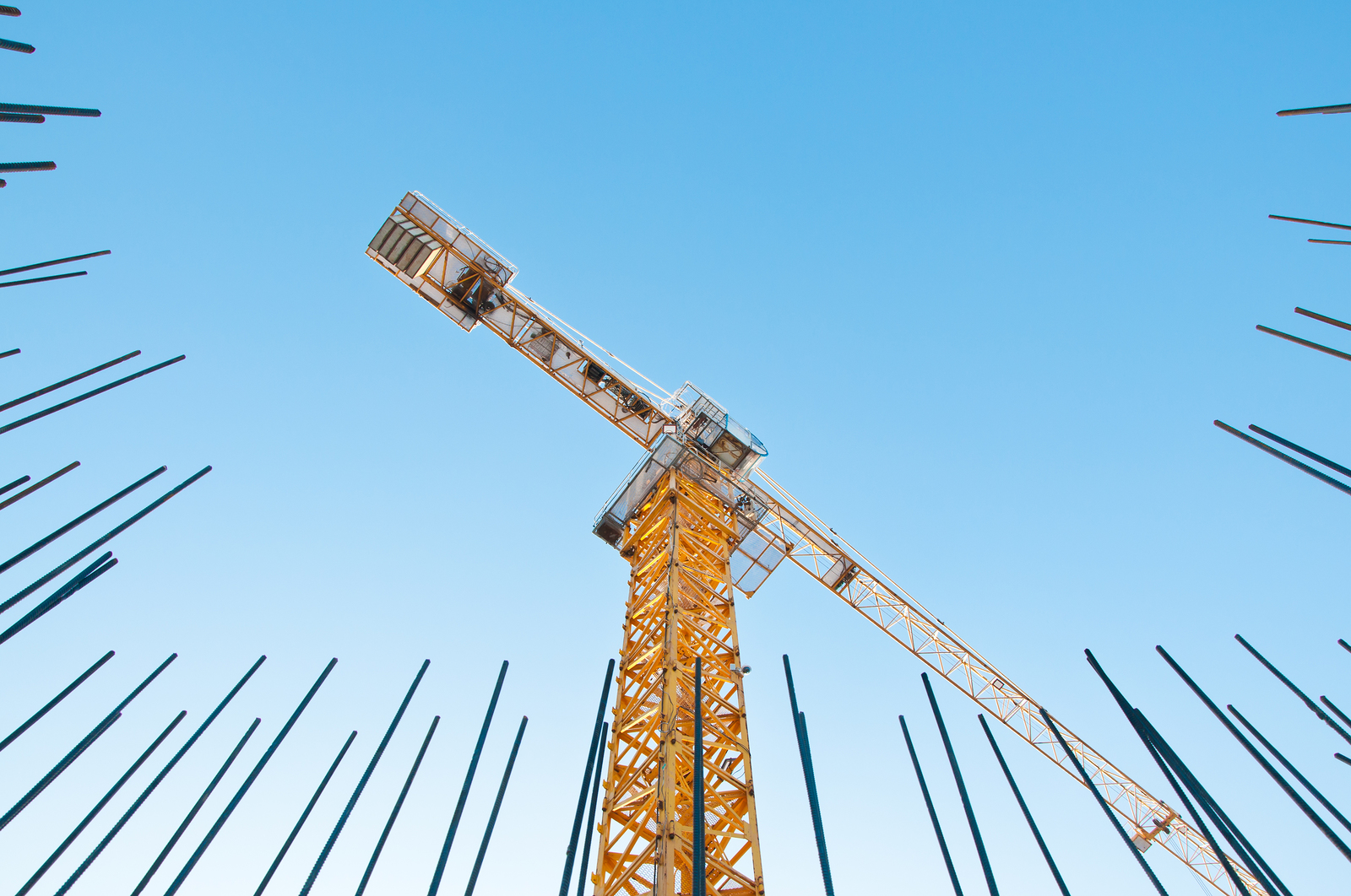 What’s The Difference Between a Hoist and Crane?